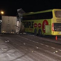 Эстония: в ДТП погиб водитель автобуса Simple Express, пострадали пассажиры из Латвии (ОБНОВЛЕНО)