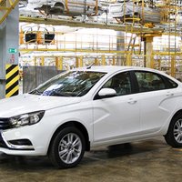 'AvtoVAZ' pastāsta par jaunā 'Lada Vesta' modifikācijām