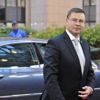 Dombrovskis: nacionālā identitāte nav naudas primārā funkcija