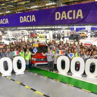 'Dacia' rūpnīcā Rumānijā saražots pusmiljons jauno 'Duster' apvidnieku