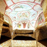 Vatikāns aicina virtuālā ekskursijā pa senām katakombām