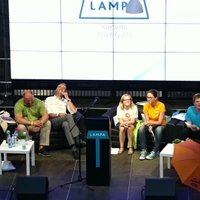'Imantas parādnieks' – komiķi sarunu festivālā 'Lampa' smej par politiķiem