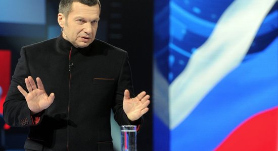 Самым авторитетным журналистом россияне считают Соловьева, но доверия к СМИ нет