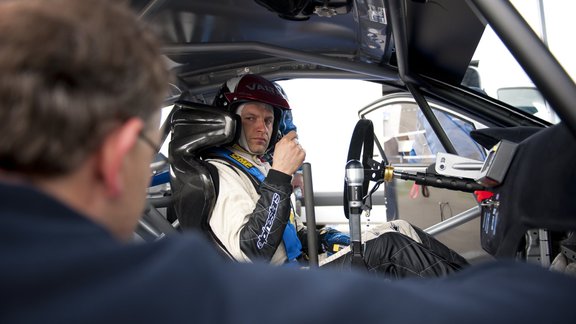 Juho-Hanninen-testing-the-i20WRC-1