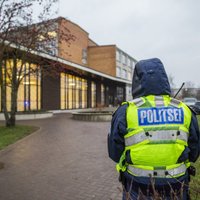 Допрос эстонского стрелка отложили; подросток взял оружие из сейфа отца