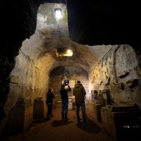 Foto: Romā skatītājiem atklāj slavenās Priscillas katakombas