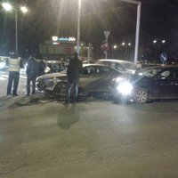 В Пурвциемсе столкнулись три автомобиля (+фото)