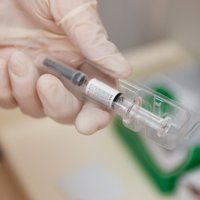В этом году может быть ограничена доступность вакцины от гриппа из-за большого спроса