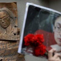 15 лет убийству Политковской. Мотивы видны, поиск заказчиков давно остановился