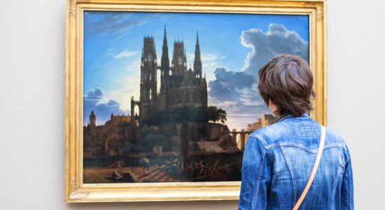 Vācijā muzeja darbinieks atlaists no darba, jo ekspozīcijā izlicis savu mākslas darbu 