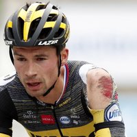Pērnais 'Tour de France' vicečempions Rogličs traumas dēļ pamet sacensības