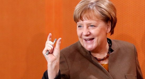 Merkeles līdzgaitnieks AfD panākumos vaino sociāldemokrātus