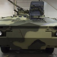 Porošenko slavē jauno BTR-4 bruņumašīnu: atbilstot NATO līmenim