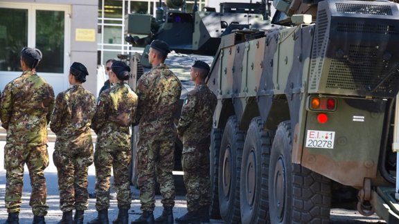 ādaži,nato,ādažu bāze,ceremonija,kaujas grupas,tanks,karavīri