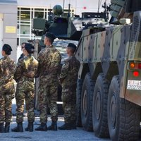 Baltijā izvietoto NATO kaujas grupu karavīriem rīko izturības sacensības