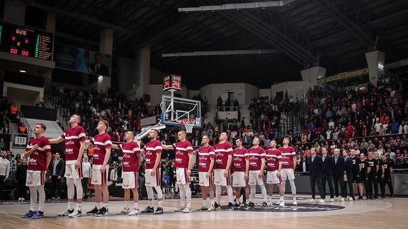 Latvijas basketbolisti pret Grieķiju spēlēs bez Žagara, sastāvā iekļauts Rodions Kurucs Latvijas basketbolisti pret Grieķiju spēlēs bez Žagara, sastāvā iekļauts Rodions Kurucs