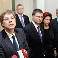 Partiju popularitātes līderi februārī - 'Saskaņa', ZZS un VL-TB/LNNK