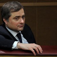 Ukraina nekad neatgūs kontroli pār tās austrumiem, uzskata Putina bijušais padomnieks Surkovs