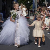 Курортная мода в Юрмале: лучшие идеи одежды для детей и их мам