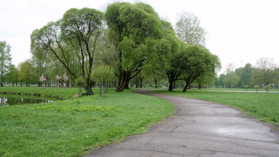 Uzvaras parks