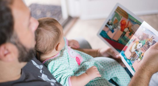 Bērna radīšana sitīs robu maciņā? Viss par atbalstu vecākiem – cik pienākas un kā saņemt