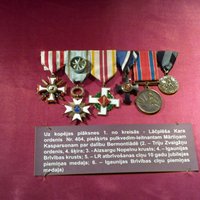 ФОТО: Военный музей показал уникальные ордена времен Первой Латвийской республики