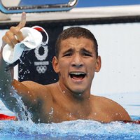 Jaunais tunisietis Hafnoi sagādā sensāciju Tokijas peldēšanas sacensībās