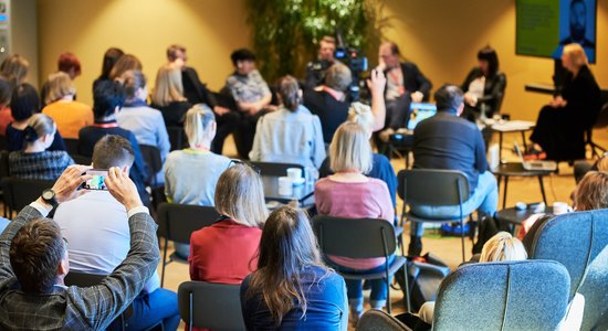 Dizainā rodas jaunas jomas. Diskusija 'Nākotnes dizaina scenāriji'