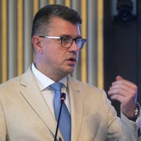 Глава МИД Эстонии призвал переосмыслить принципы помощи Украине