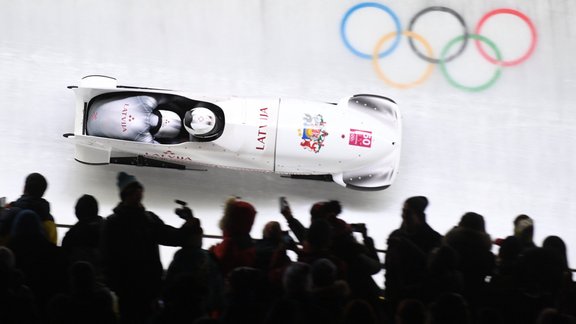 Phjončhanas olimpiskās spēles, bobslejs: Oskars Melbārdis un Jānis Strenga izcīna bronzas medaļu - 68