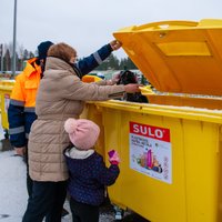 Foto: Salaspilī atklāts novadā pirmais atkritumu šķirošanas laukums