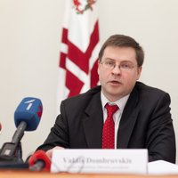 Dombrovskis: komunikācija starp Ķīli un akadēmisko vidi nav uzlabojusies