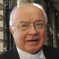 Vatikāns paziņo par pedofilijā apsūdzētā bijušā arhibīskapa arestu
