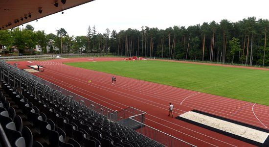 Daliņa stadionā Valmierā vēl veiks pielāgošanas darbus futbola vajadzībām