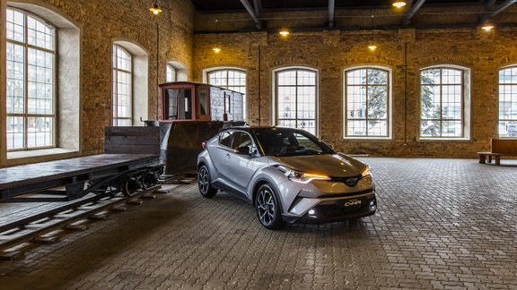 Toyota C-HR