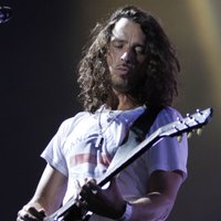 'Soundgarden' solista nāve atzīta par pašnāvību