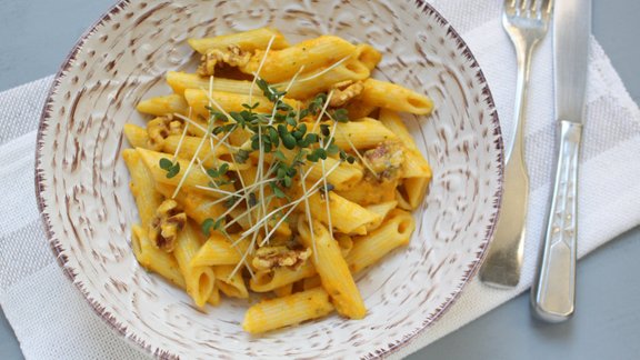 makaroni pasta pusdienas