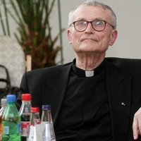 Кардинал Янис Пуятс подписался за референдум против гомопропаганды