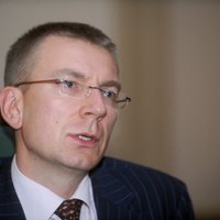 ES un Krievijas attiecību nākotne atkarīga no Minskas vienošanās izpildes, norāda Rinkēvičs