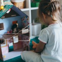 Bērnu sapņa piepildījums – iedvesma miniatūrām spēļu mājām