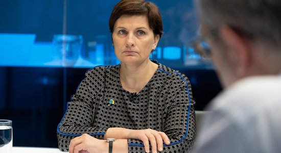 'Delfi TV ar Jāni Domburu' par cīņu ar Covid-19 atbild veselības ministre Ilze Viņķele. Pilns ieraksts