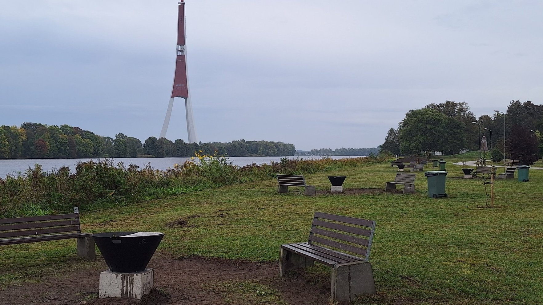 Lucavsalā drīzumā kursēs autobuss; uz lidostu – nakts transports