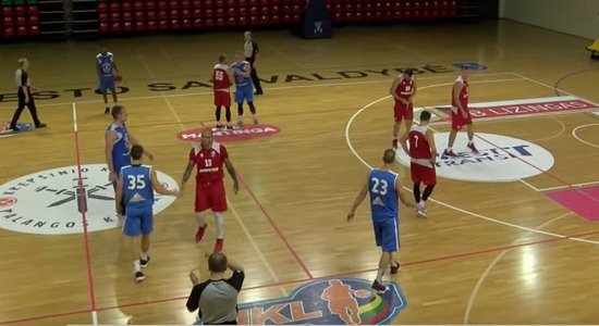 'Ventspils' basketbolisti pirmajā pārbaudes spēlē uzvar Muižnieka trenēto komandu
