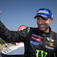 Francūži Peteransels un Desprē triumfē 'Dakaras' rallijā