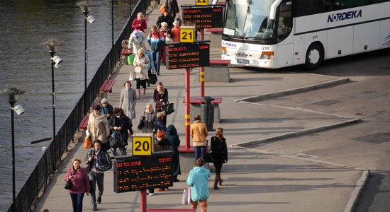 Atkārtoti izsludināts konkurss par sabiedriskā transporta pakalpojumu nodrošināšanu septiņās maršrutu tīkla daļās