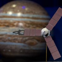 Pēc piecu gadu ceļojuma zonde 'Juno' veiksmīgi iegājusi Jupitera orbītā