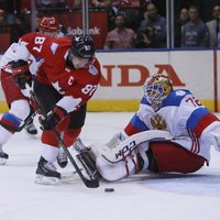 ФОТО: Канада обыграла Россию в полуфинале Кубка мира