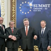 ES amatpersonas samitā Kijevā uzstāj uz reformu nepieciešamību Ukrainā