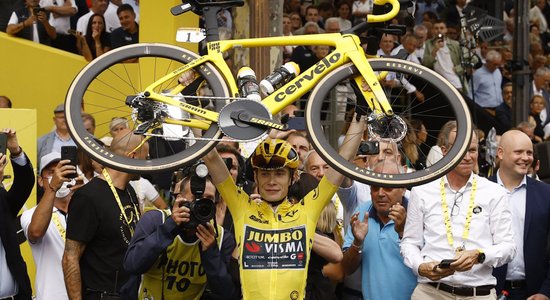 Vingegords kļūst par divkārtēju 'Tour de France' čempionu