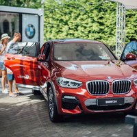 Foto: Jūrmalā prezentēts jaunais 'BMW X4' apvidnieks